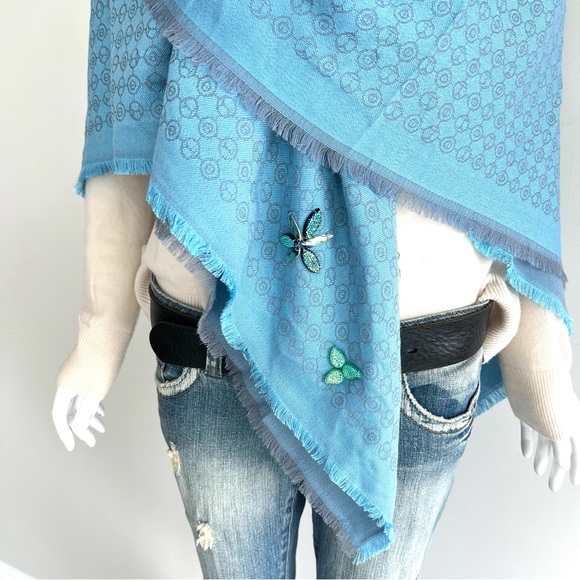 HENRI BENDEL Monogram Sequins 100% Silk Turquoise Blue X Long Wrap Shawl Scarf - Picture 4 of 15